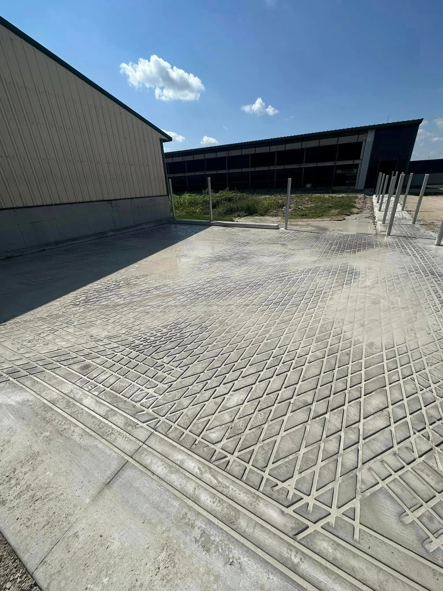 Large barn floor grooving project